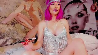I light up my lust on Loladelicee: Horny🥵 & Hooked on Her