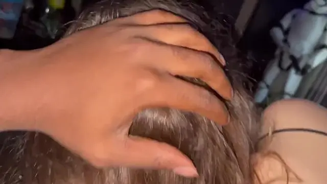 Addison Rae explicit tape (deepthroat) (Netflix n chill)