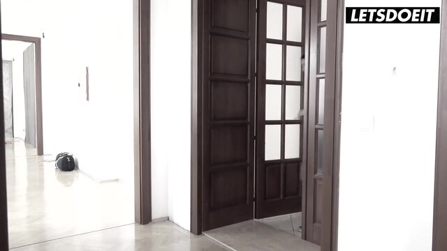 Hungarian Goddess Steamy Hard Anal Fuck With Mike Angelo - HER LIMIT