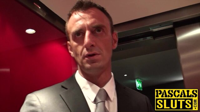 Sensual mature woman loves to feel a maledom while she fucks