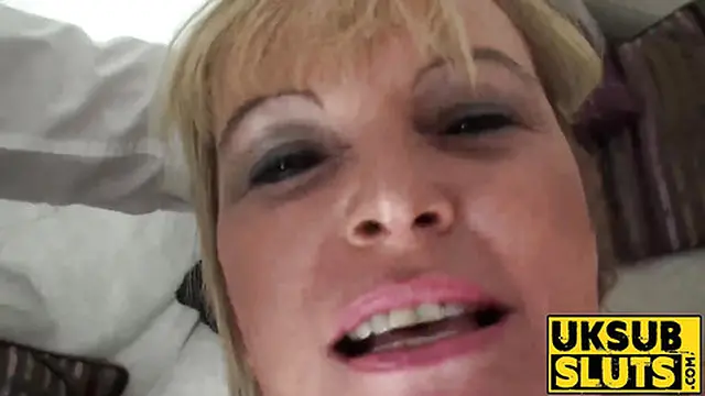 Chubby MILF Alisha enjoys deep throating and riding a hard cock🍆