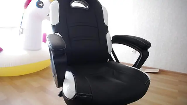 sexy_b0rsch 24-05-2019 04:06:11