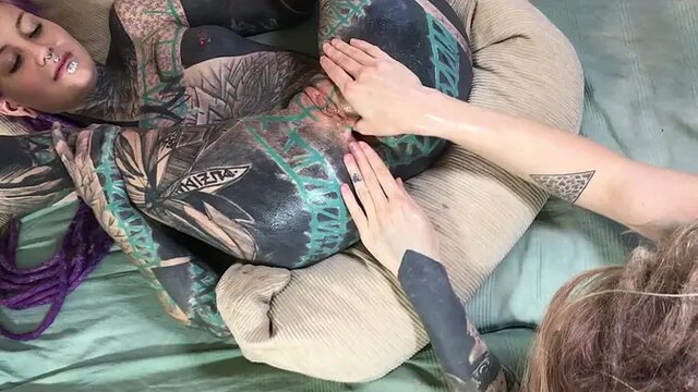 Short & Savage Latex, Toys, Fisting with Tattooed Punk Girl